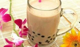 爆料烤梨奶茶怎么做视频,自制烤梨奶茶制作教程