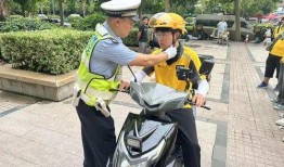 郑州爆料交警事件最新情况,真相大白，官方回应引关注